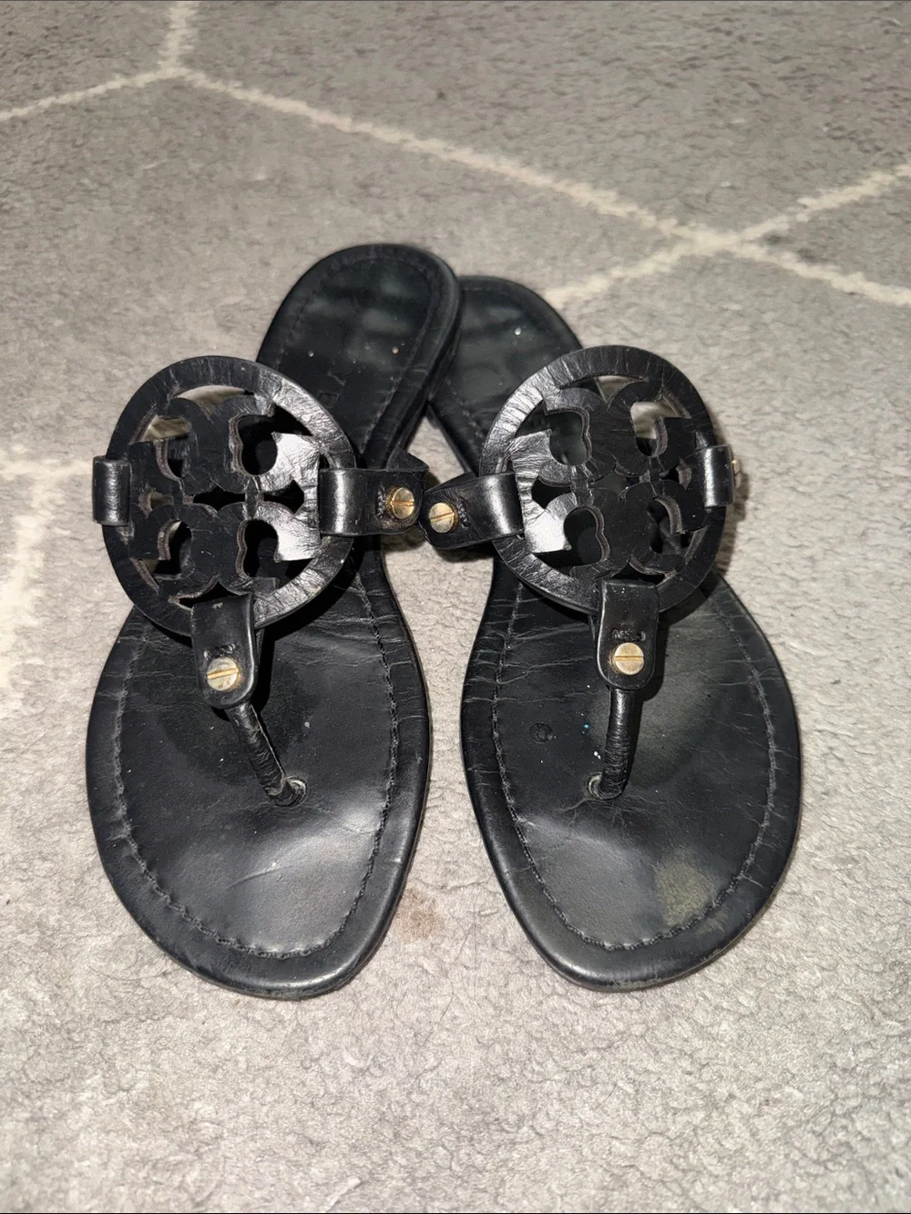 Tory Burch Miller Black Leather Women's Thong Sandals with Decorative Medallion